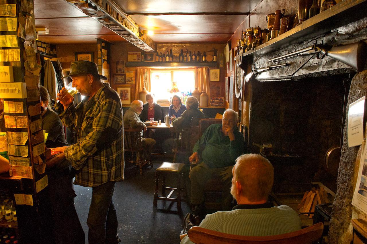 Duke Of York Hotel Dolton ภายนอก รูปภาพ
